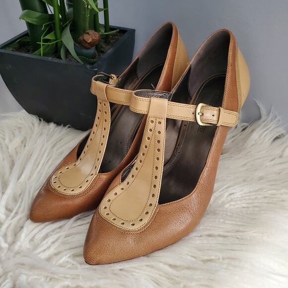 Circa Joan & David Brown Retro T-Strap Pointy Toe Heels Pumps Size 10M - Picture 2 of 14